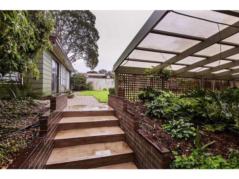 17 Riordan Street, Morphett Vale SA 5162