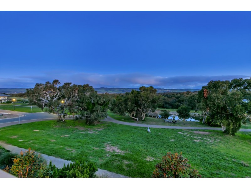 6 Lichen Walk, Aldinga Beach SA 5173