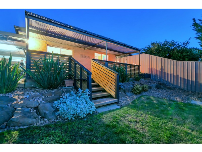 9 Middle Gully Avenue, Sheidow Park SA 5158