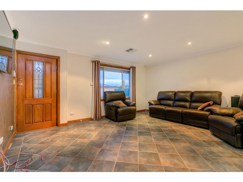 13 Brendan Street, Christie Downs SA 5164