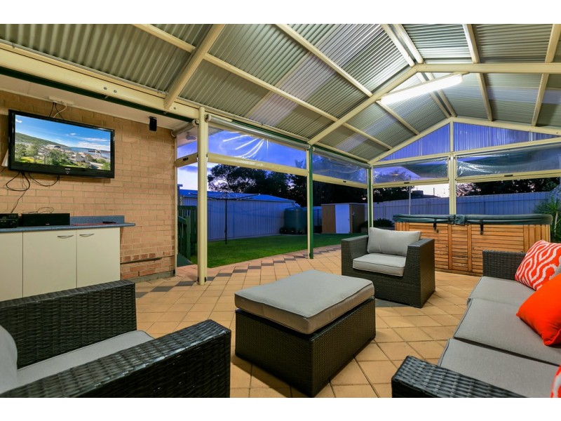 13 Brendan Street, Christie Downs SA 5164