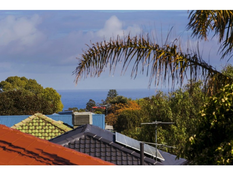 12 McKay Avenue, Christies Beach SA 5165