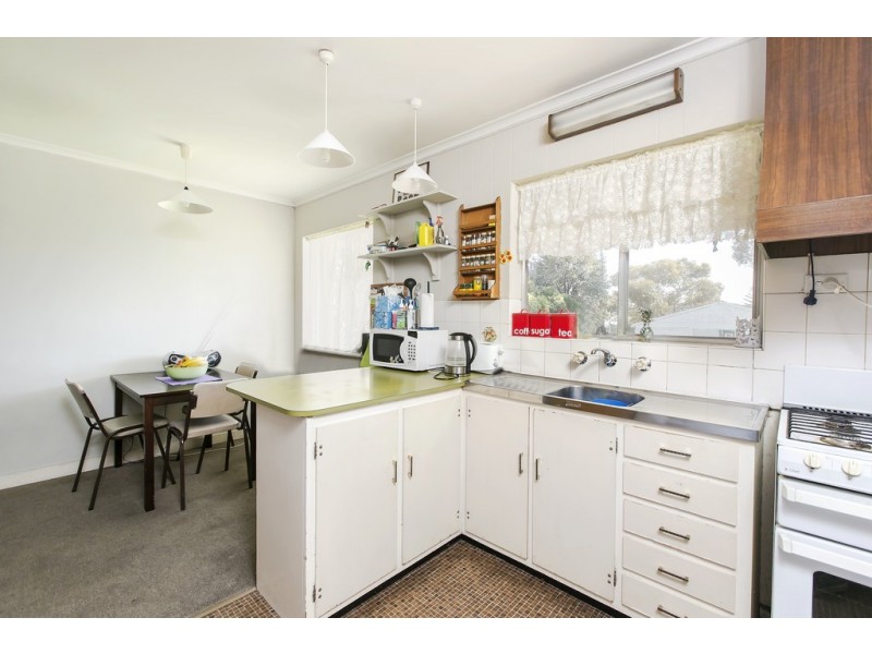 12 McKay Avenue, Christies Beach SA 5165