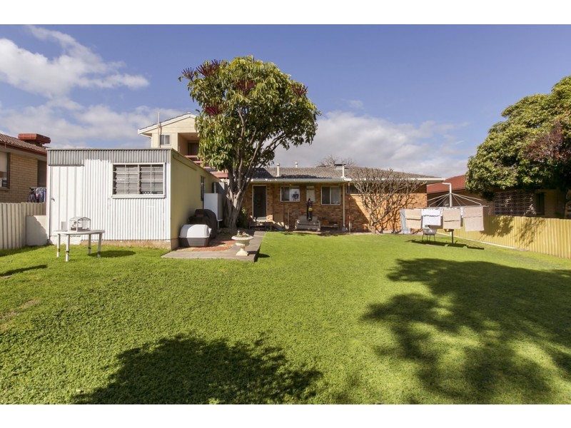 12 McKay Avenue, Christies Beach SA 5165
