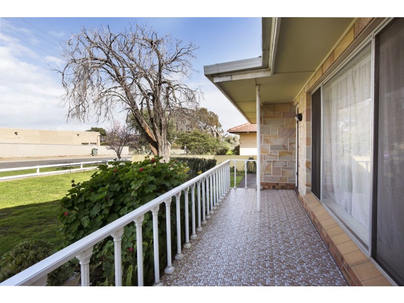 12 McKay Avenue, Christies Beach SA 5165