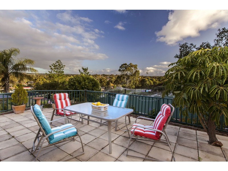 4 Reserve Parade, Morphett Vale SA 5162