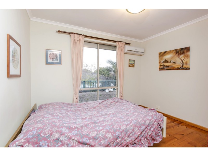 4 Reserve Parade, Morphett Vale SA 5162