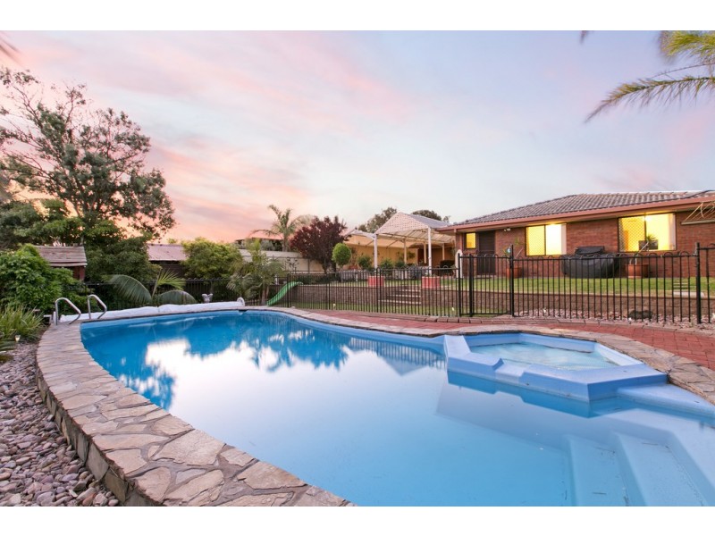 12 Irvine Street, Port Noarlunga SA 5167