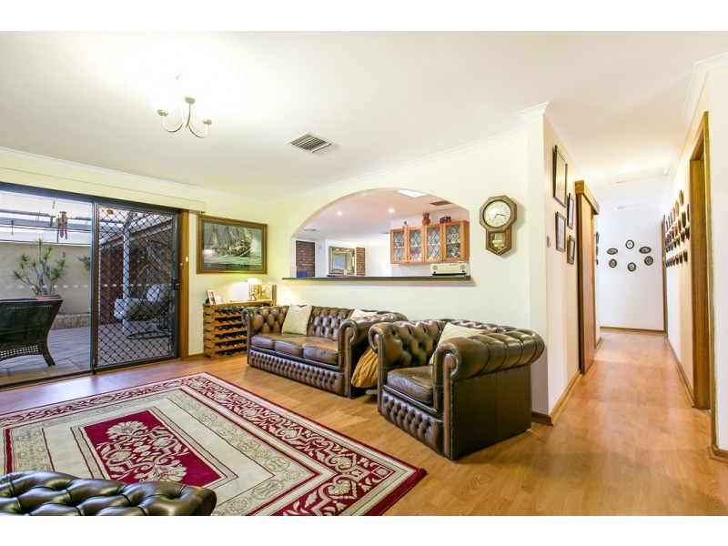 12 Irvine Street, Port Noarlunga SA 5167