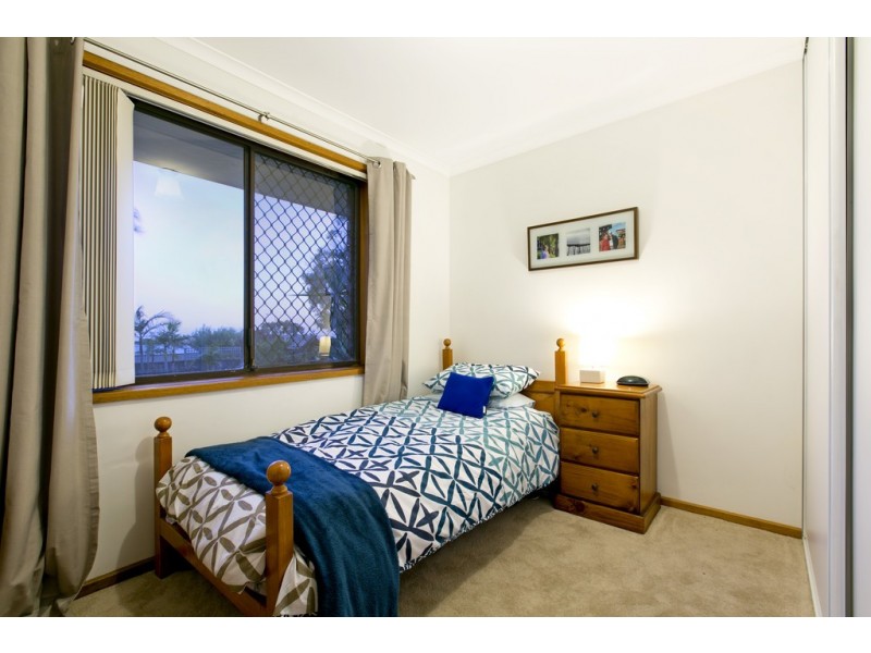 12 Irvine Street, Port Noarlunga SA 5167