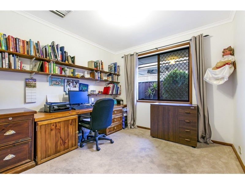 12 Irvine Street, Port Noarlunga SA 5167