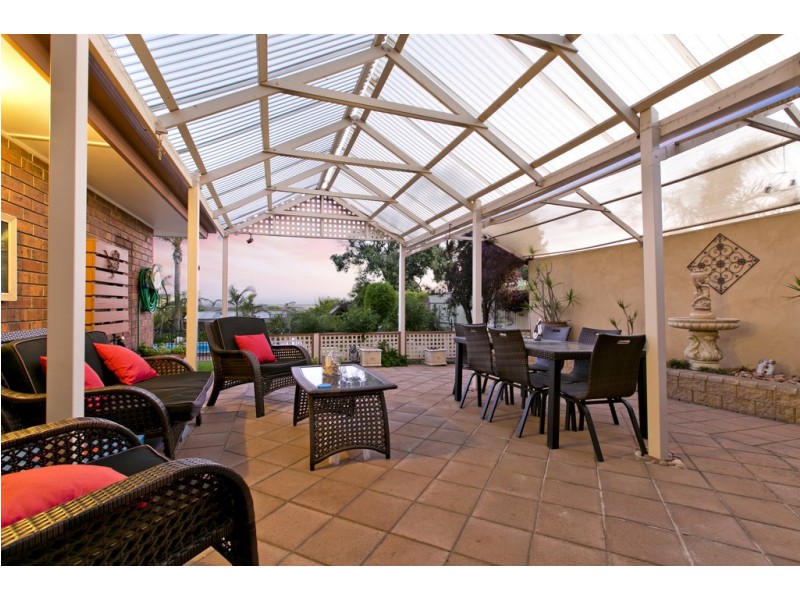 12 Irvine Street, Port Noarlunga SA 5167