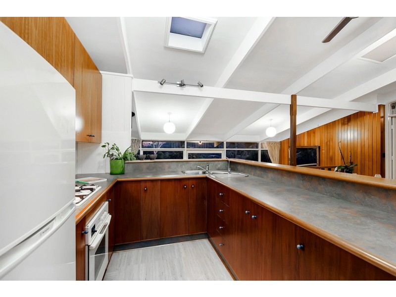 17 Craiglee Drive, Coromandel Valley SA 5051