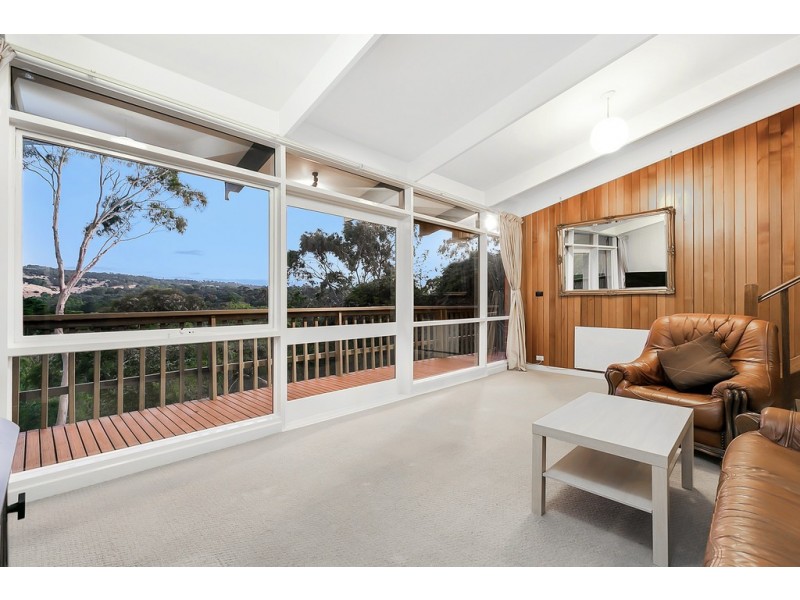 17 Craiglee Drive, Coromandel Valley SA 5051