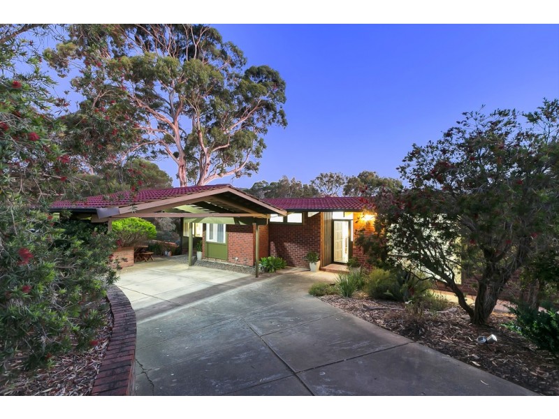 17 Craiglee Drive, Coromandel Valley SA 5051