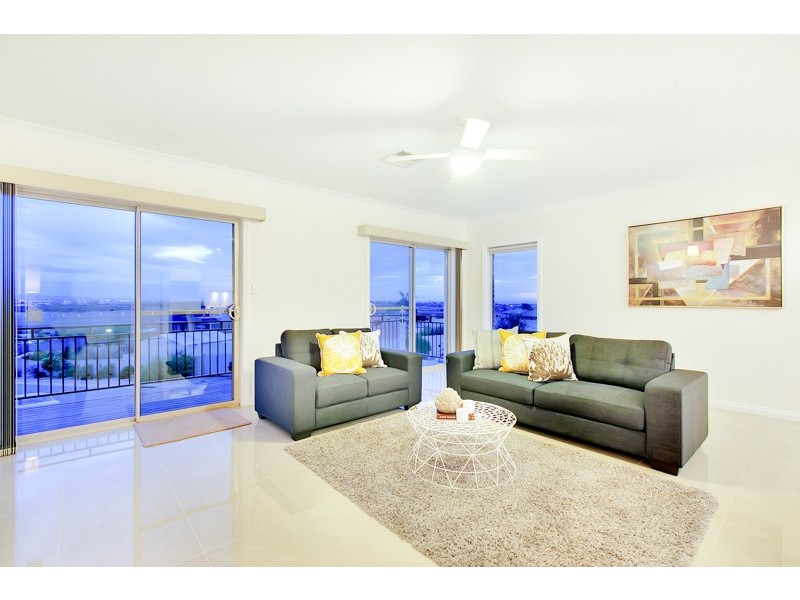 18 Mansfield Street, Noarlunga Downs SA 5168