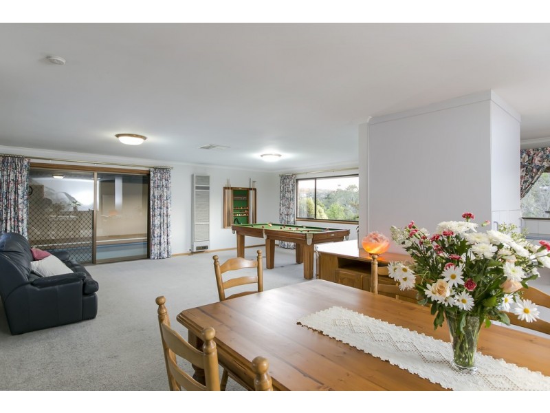 4 Heather Drive, Coromandel Valley SA 5051