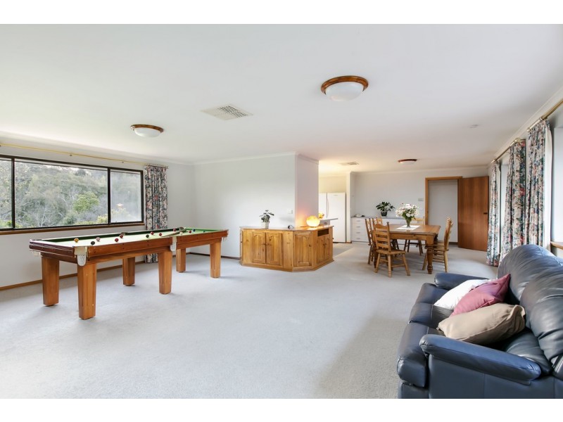 4 Heather Drive, Coromandel Valley SA 5051