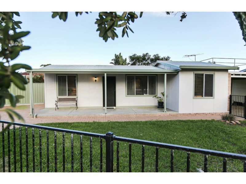 2/2 Ozone Avenue, Port Willunga SA 5173