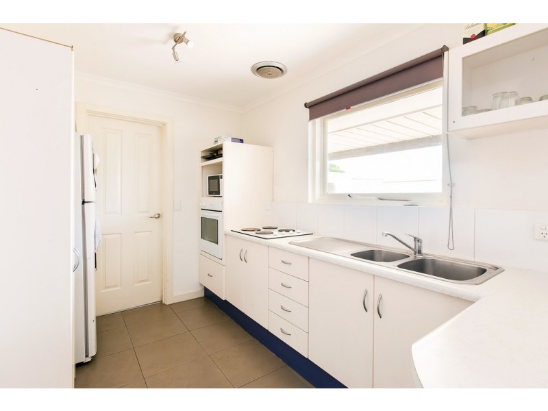 117 Quinliven Road, Port Willunga SA 5173