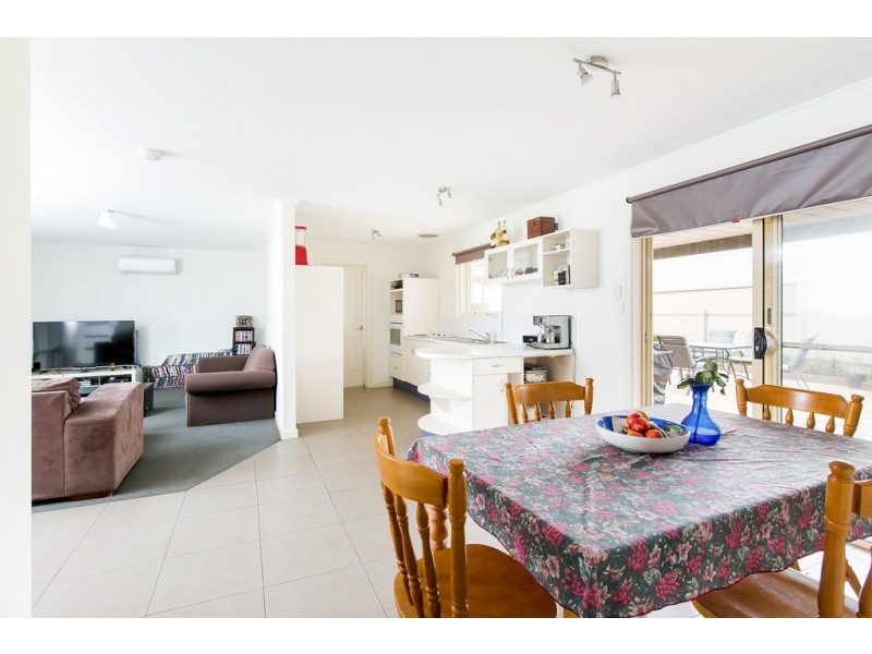 117 Quinliven Road, Port Willunga SA 5173