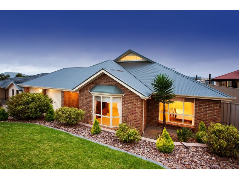 15 Esperance Boulevard, Seaford Rise SA 5169
