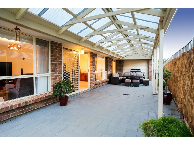 15 Esperance Boulevard, Seaford Rise SA 5169