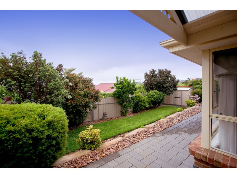 15 Esperance Boulevard, Seaford Rise SA 5169