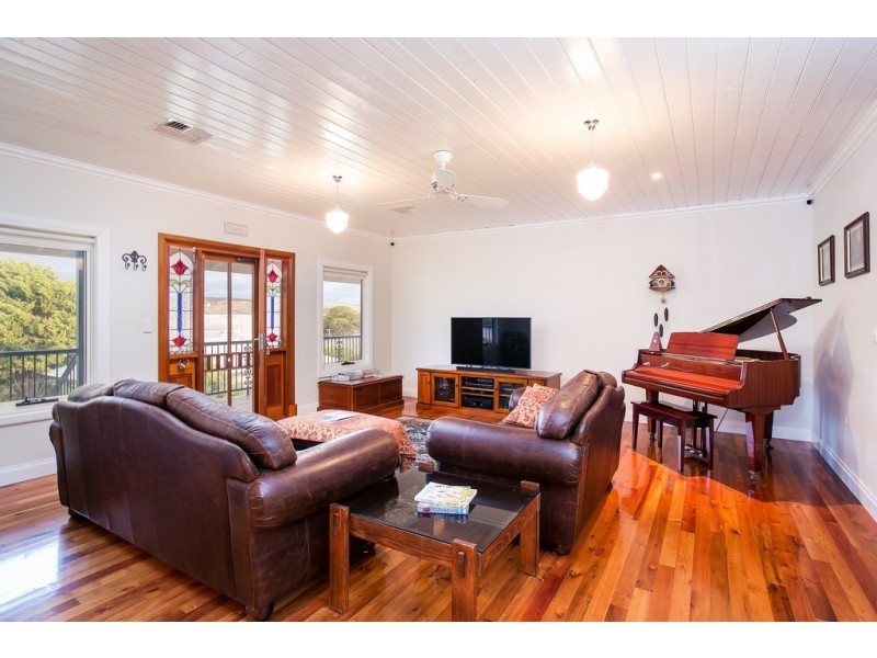 18 Sauerbiers Road, Seaford Meadows SA 5169