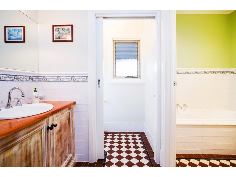 18 Sauerbiers Road, Seaford Meadows SA 5169