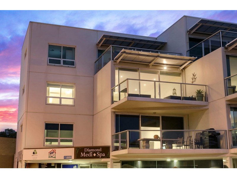 214 / 50 Esplanade, Christies Beach SA 5165