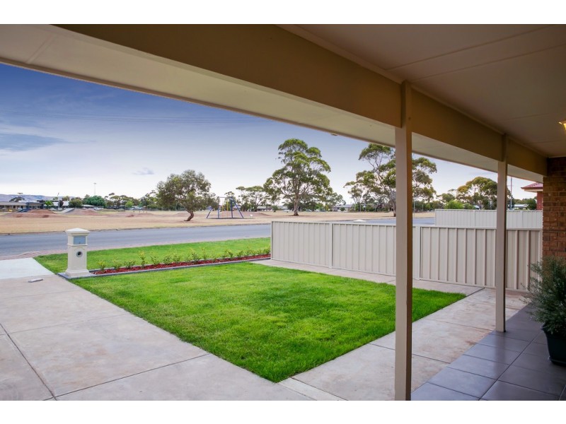 Unit 1 and 2/35 Hamilton Road, Aldinga Beach SA 5173