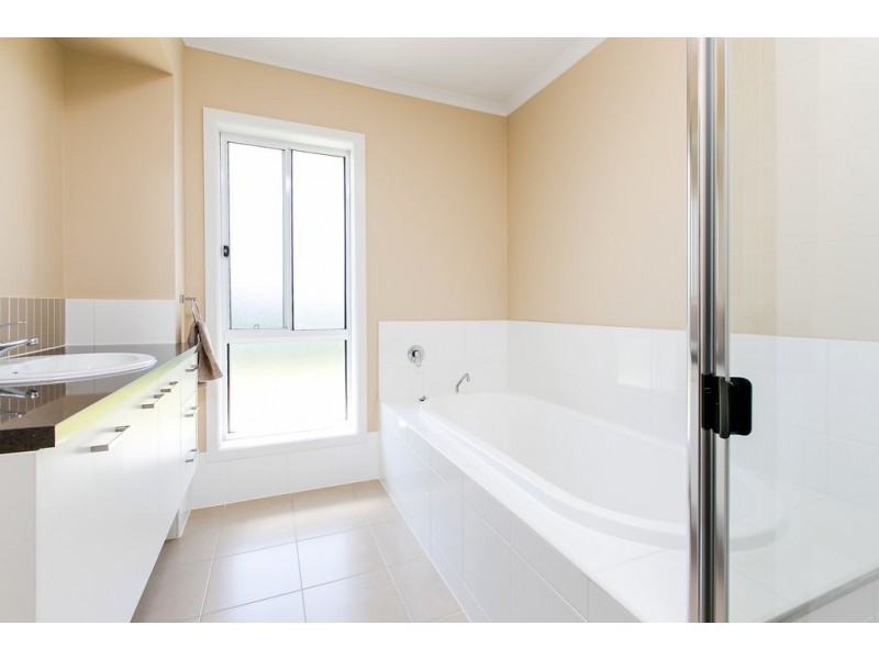 27 Conte Drive, Mclaren Flat SA 5171