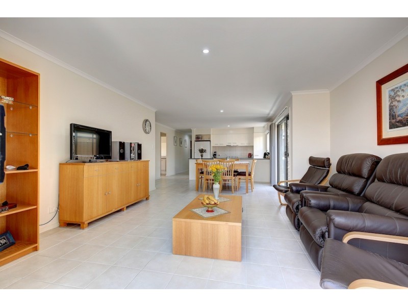 35 Bushtail Avenue, Aldinga Beach SA 5173