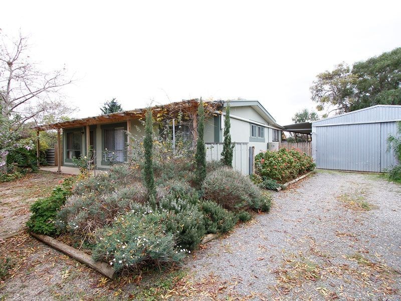 25 Irving Road, Aldinga Beach SA 5173