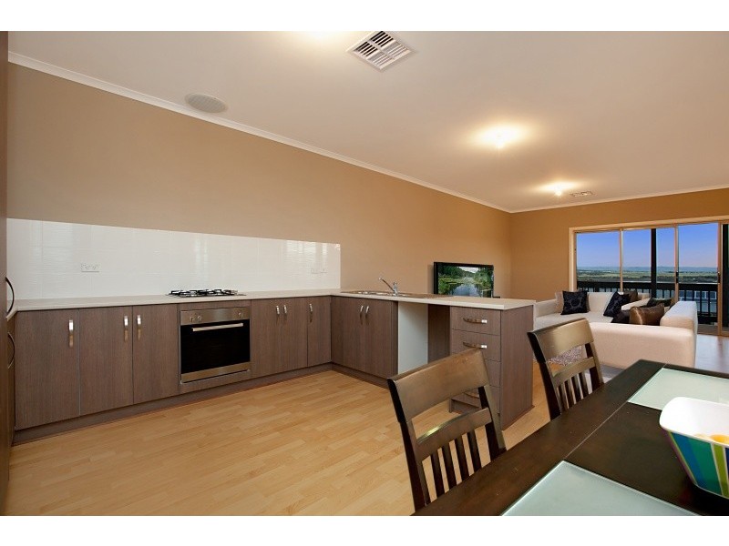 5 Geoffrey Avenue, Port Noarlunga SA 5167