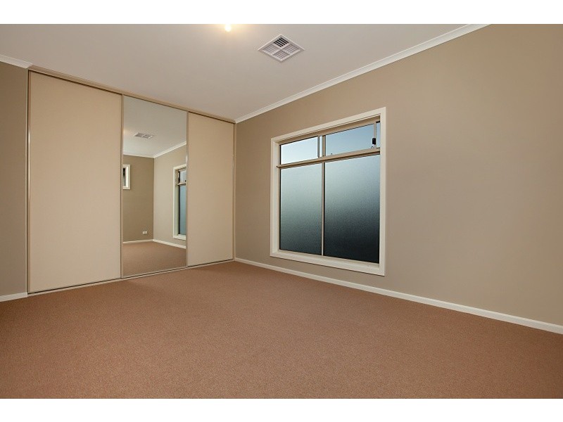 5 Geoffrey Avenue, Port Noarlunga SA 5167