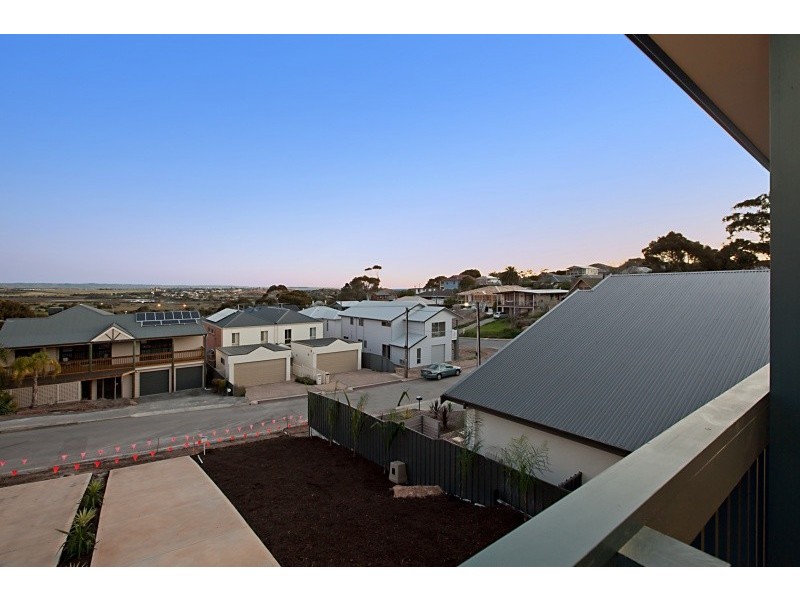 5 Geoffrey Avenue, Port Noarlunga SA 5167