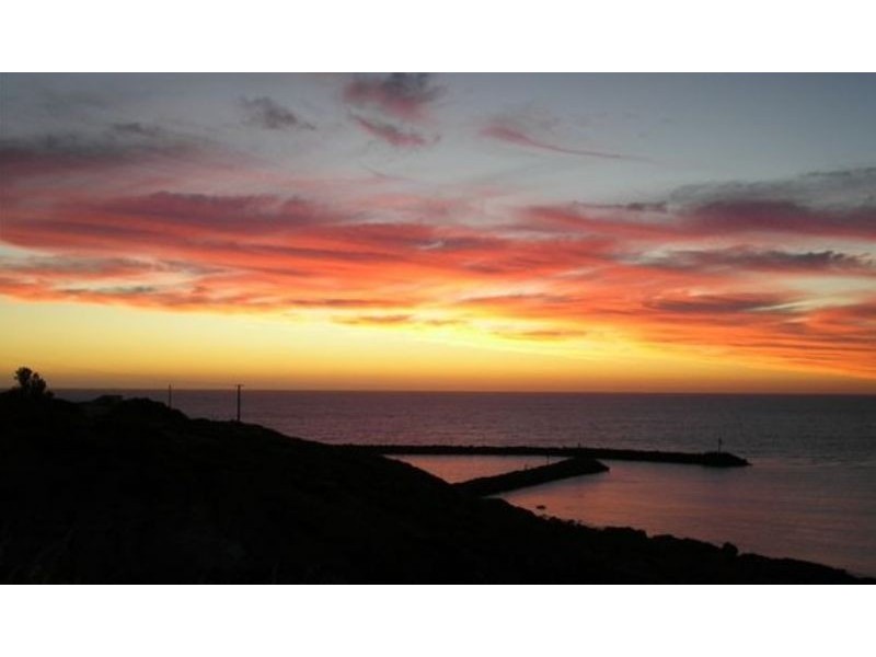 12 Sunset Court, O’sullivan Beach SA 5166