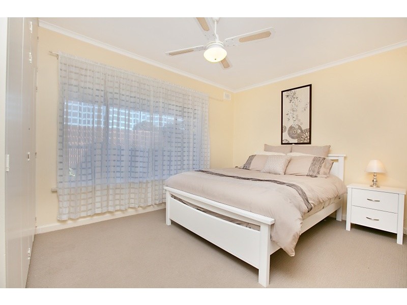 Unit 2, 13 Martin Place, Christies Beach SA 5165
