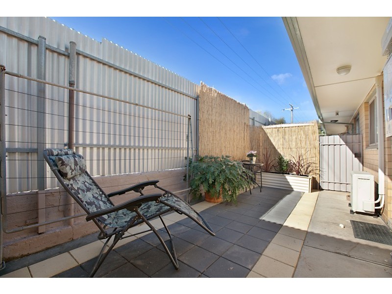 Unit 2, 13 Martin Place, Christies Beach SA 5165