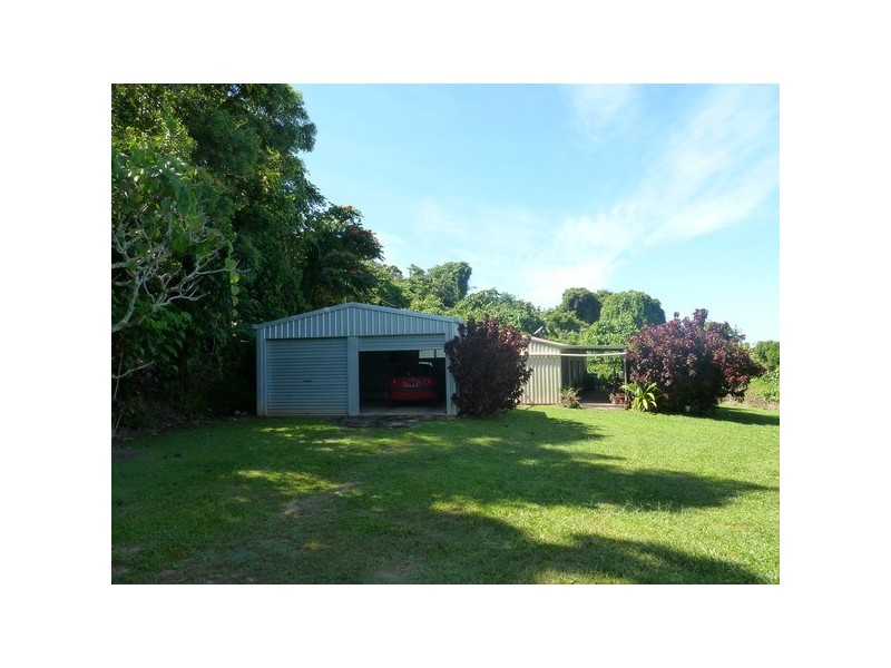 Cowley Beach QLD 4871