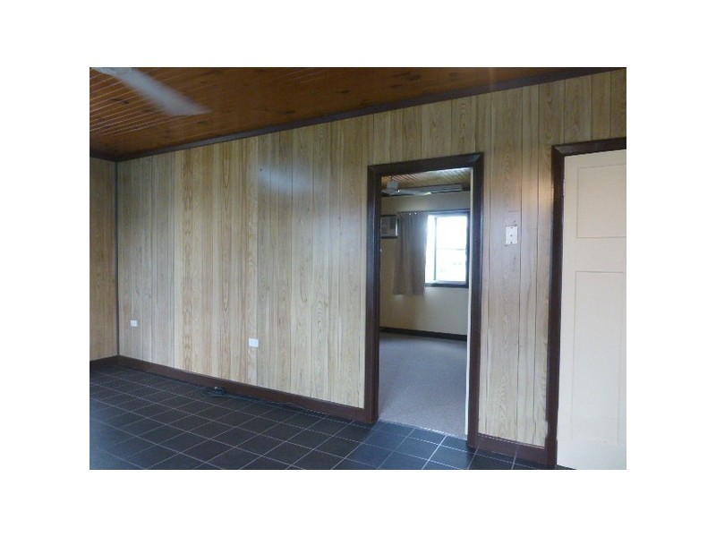 East Innisfail QLD 4860