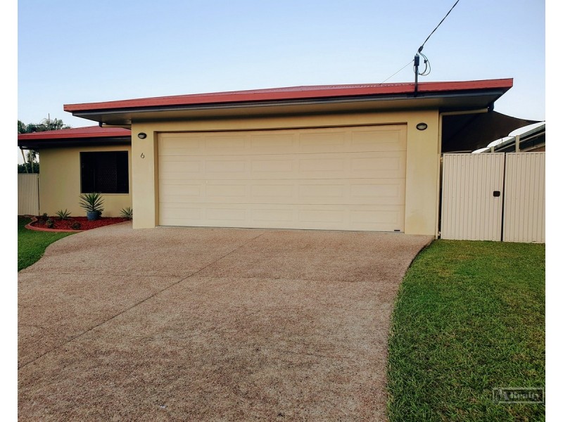 6 Broad Street, Etty Bay QLD 4858