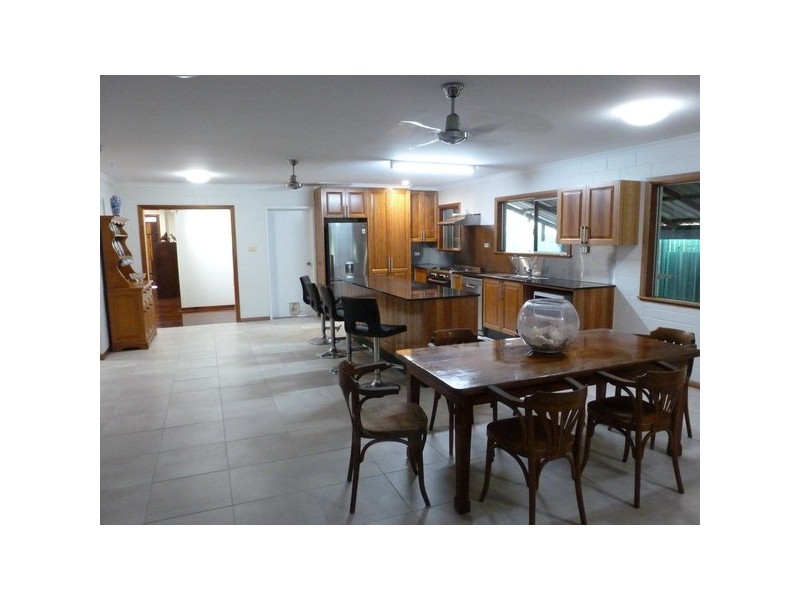 Cowley Beach QLD 4871