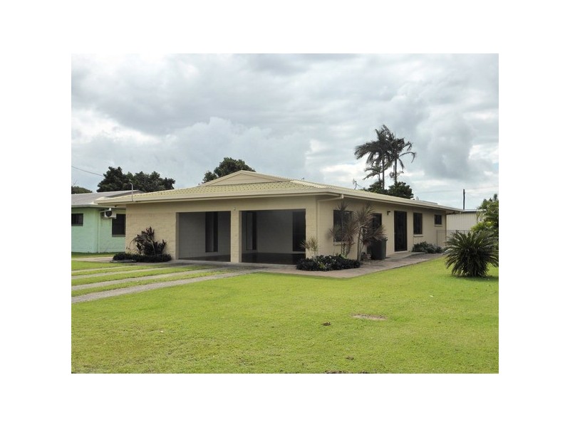 Kurrimine Beach QLD 4871