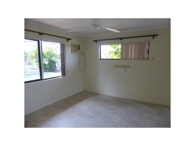 Kurrimine Beach QLD 4871