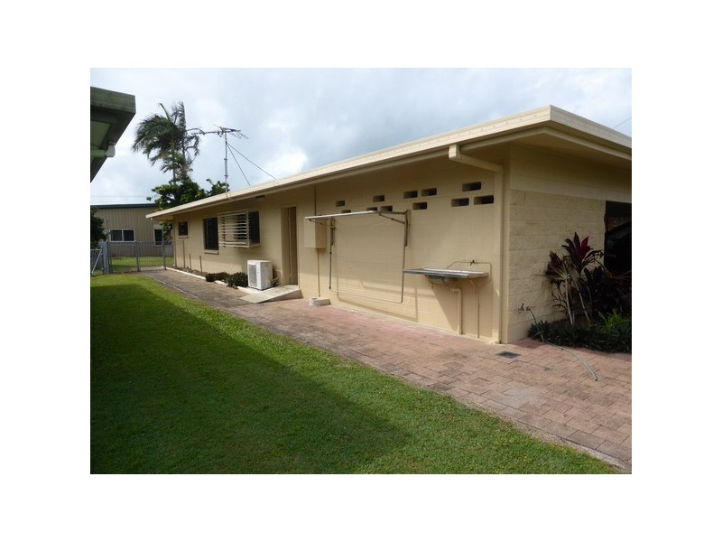 Kurrimine Beach QLD 4871
