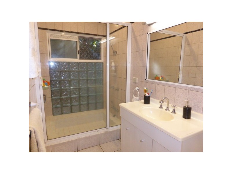 326 Palmerston Highway, Belvedere QLD 4860