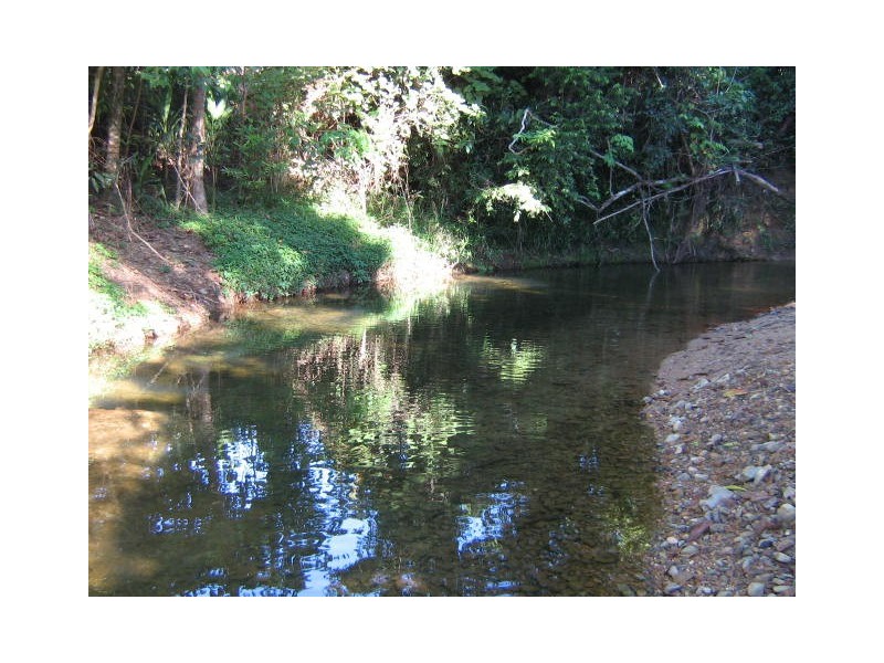 Maria Creeks QLD 4855